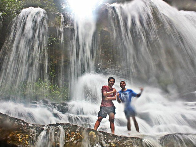 Endau-Rompin-Waterfall-02