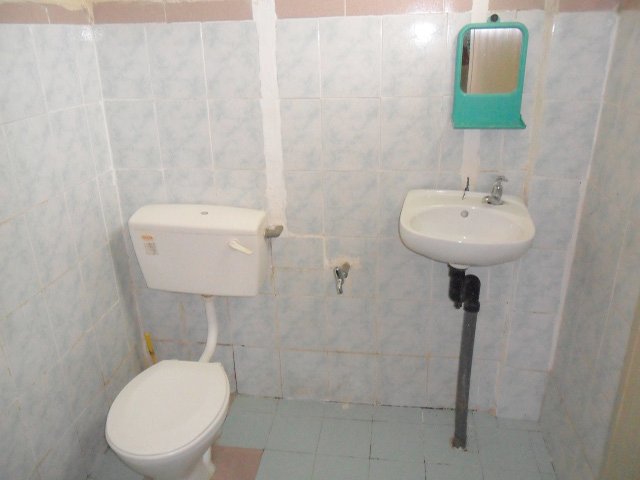 TRVMotel_Toilet